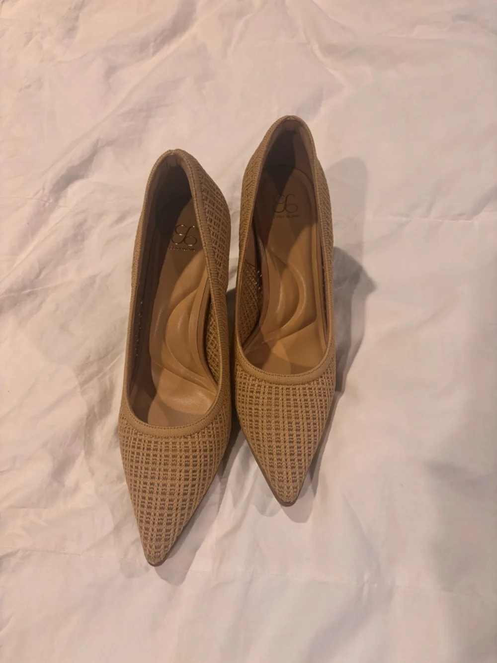 Knit Pointed-Toe Pumps in Taupe - Picture 8 of 13